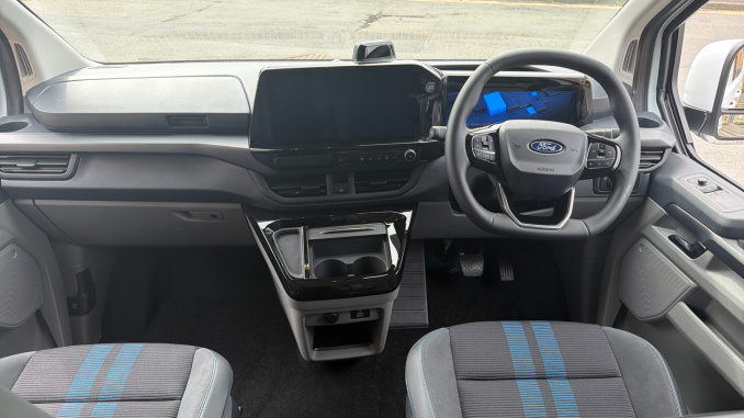 Ford Transit Custom 320 L1 Petrol Fwd 2.5 PHEV 232ps H1 Van Sport Auto - Image 18